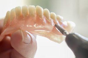 Get natural-looking dentures in Gosnells